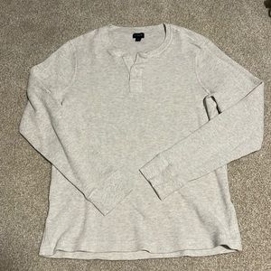 Light gray men’s jcrew henley